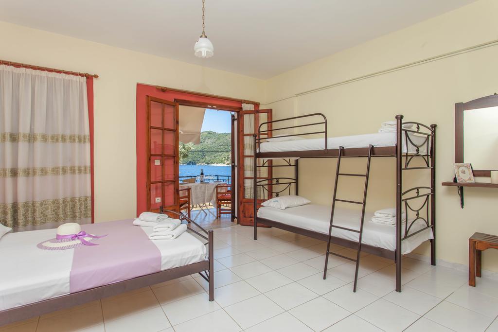 Ionio Sea Poros Studios Mikros Gialos Extérieur photo